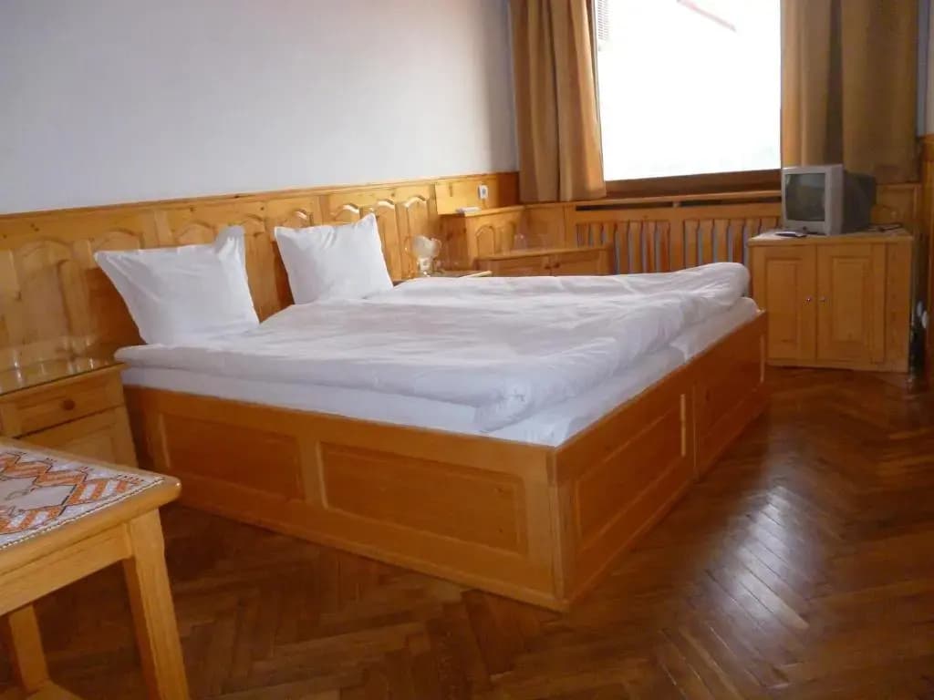Standard Double room with view full double bed