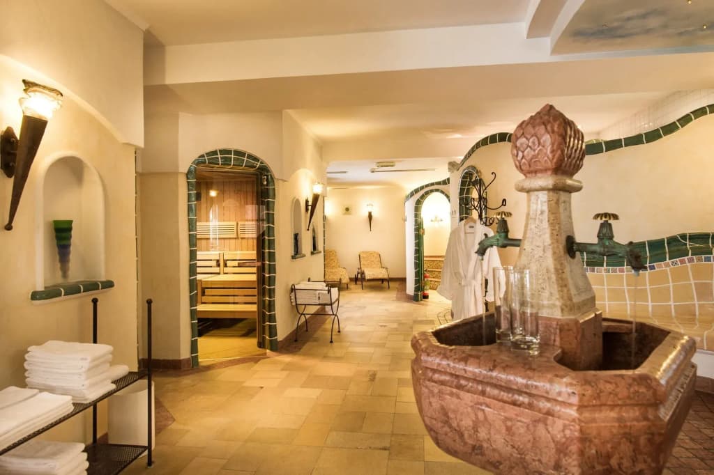 Hotel photo 16