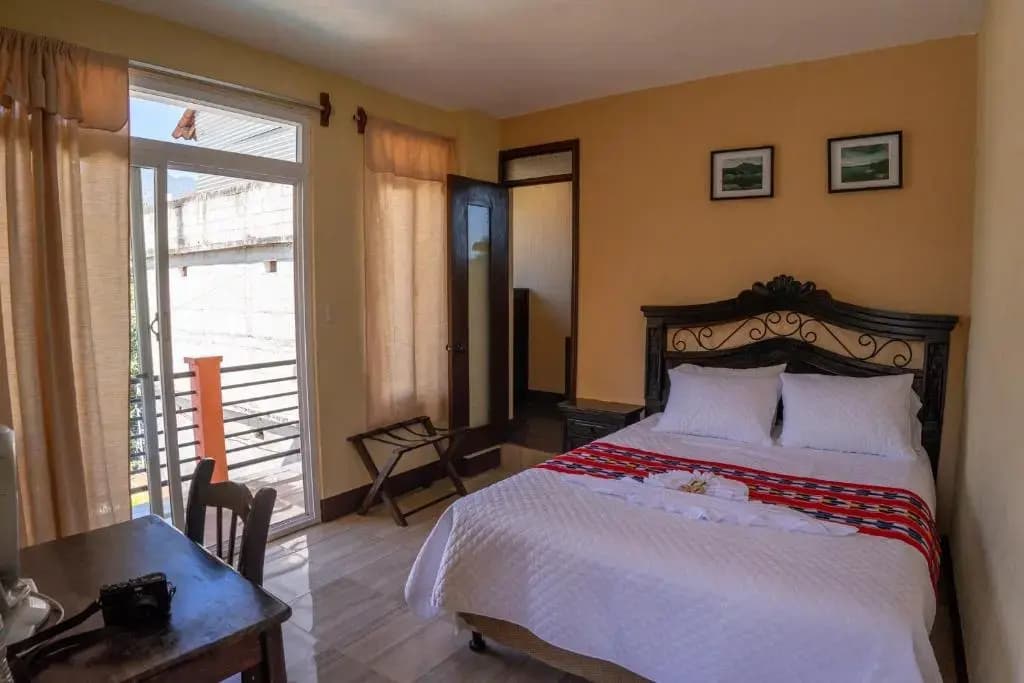 Deluxe Double room with balcony full double bed