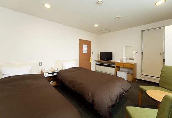 Business Double room with city view twin beds
