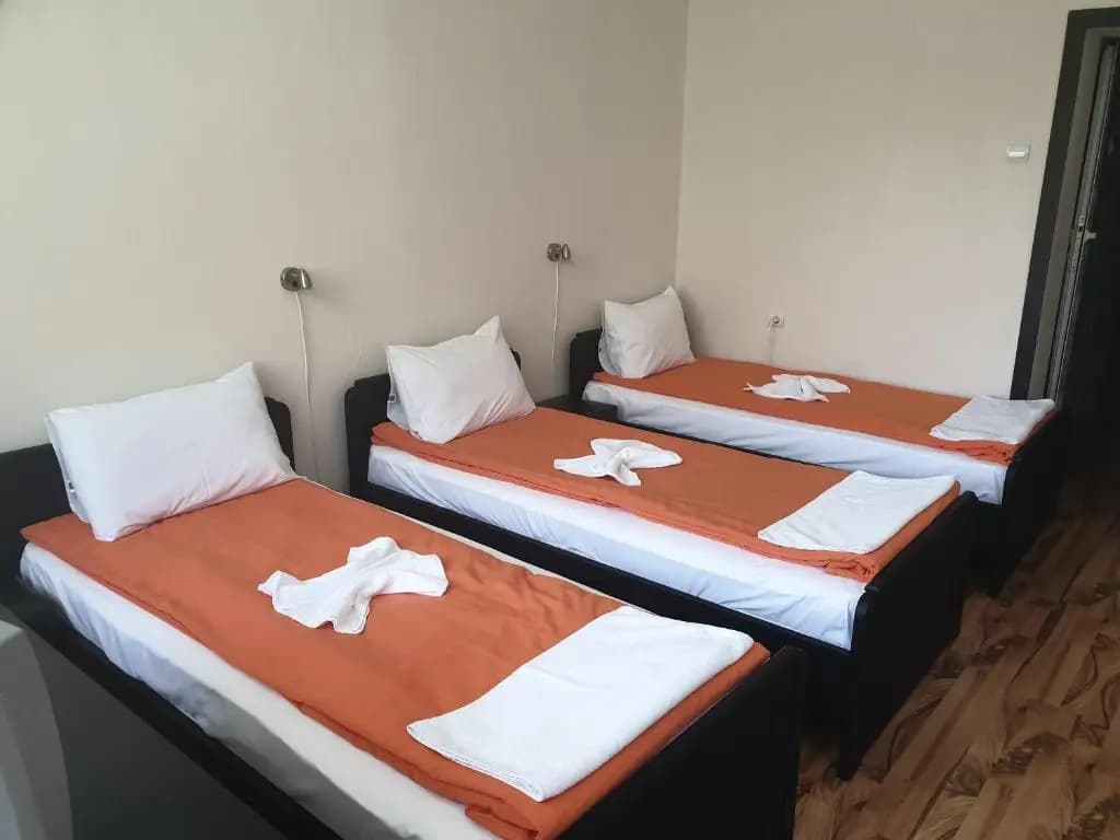 Standard Triple room with balcony