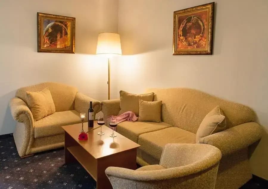 Family Studio