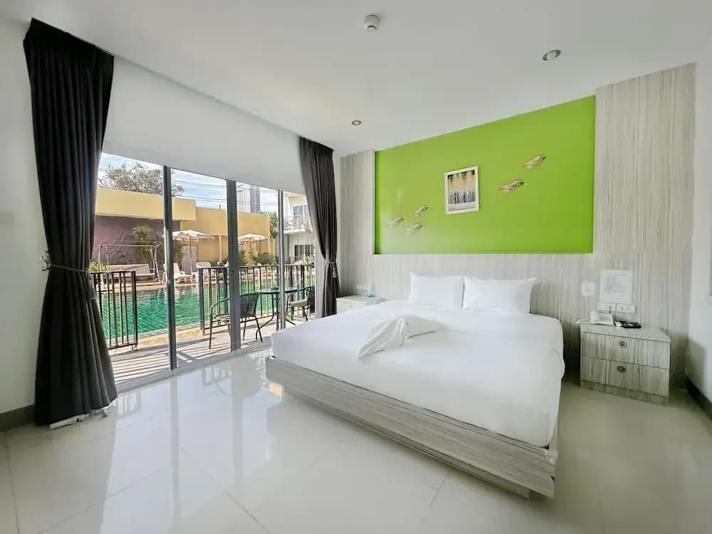 Deluxe room with balcony