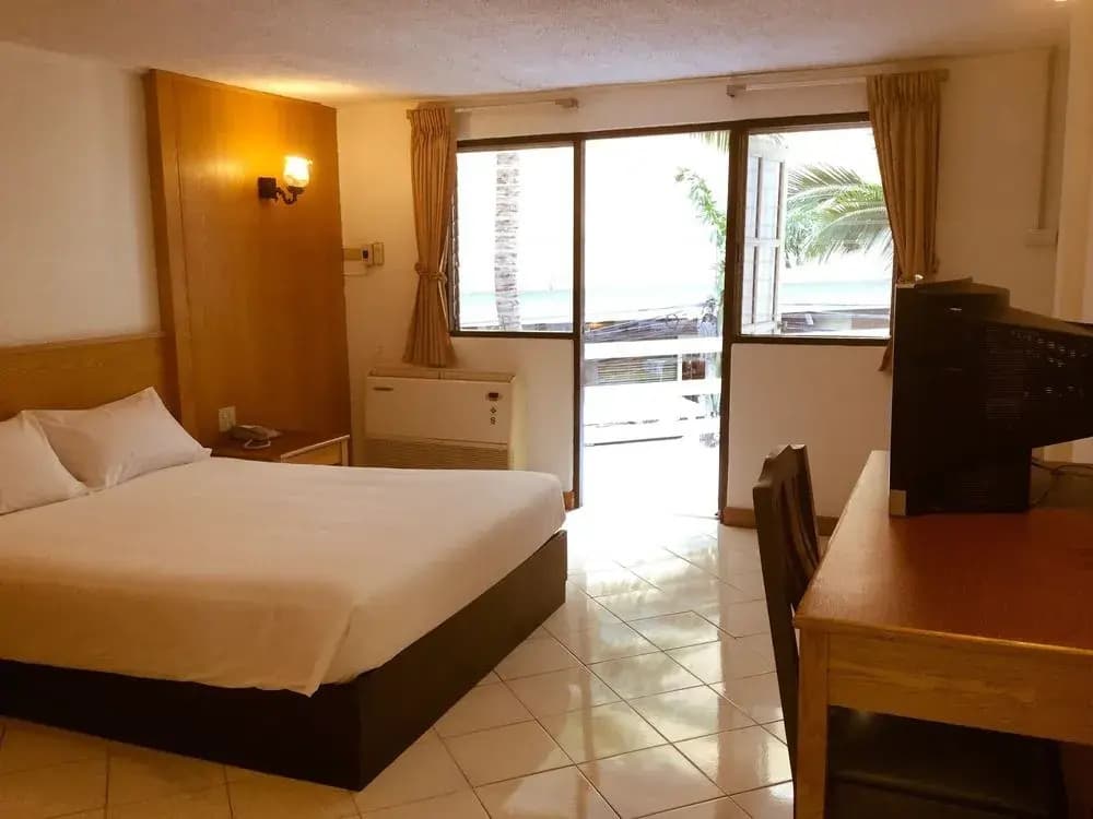 Hotel photo 11