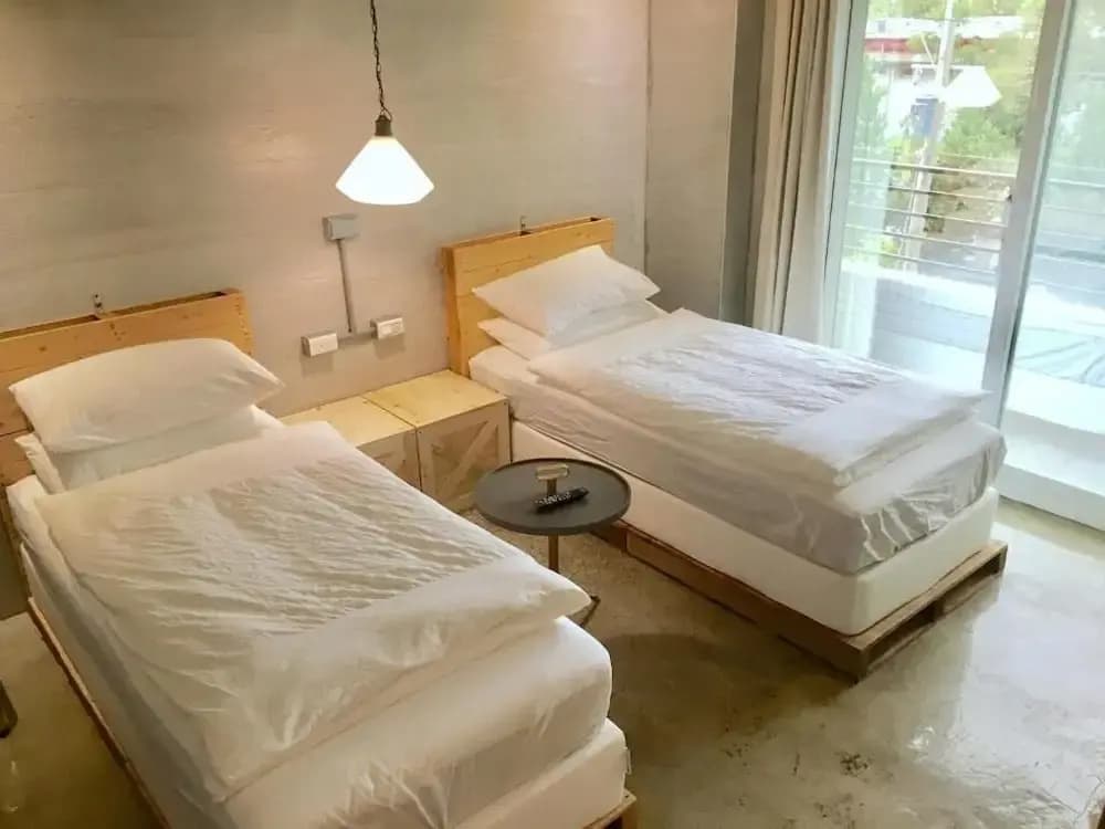 Standard Double room with balcony twin beds