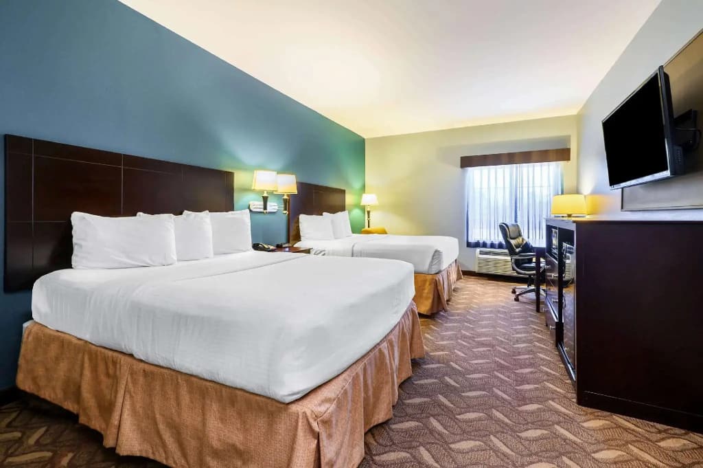 Standard Quadruple room