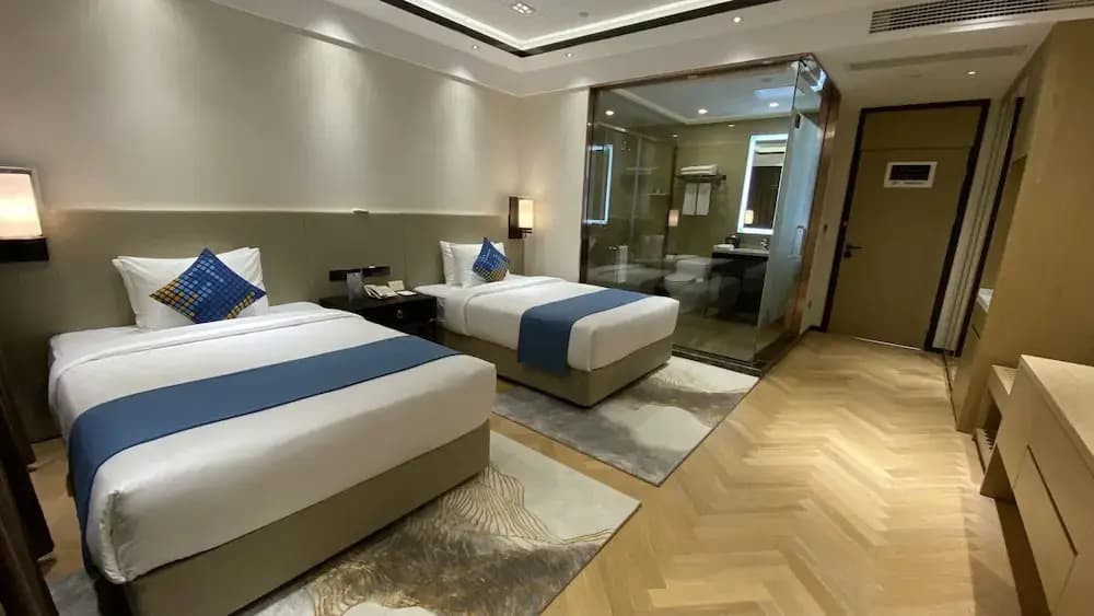 Deluxe Double room twin beds