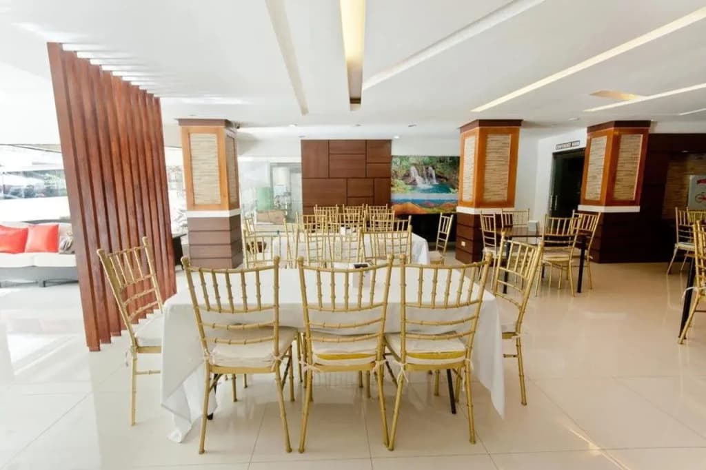 Hotel photo 11