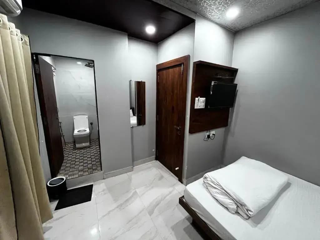 Hotel photo 1