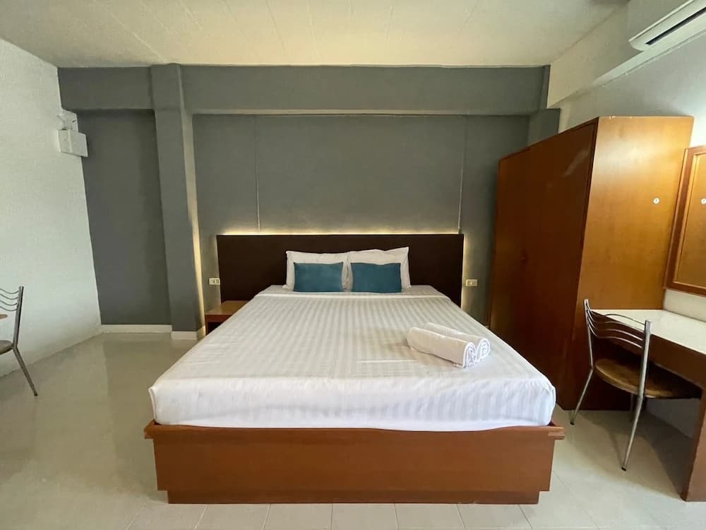 Standard Double room full double bed