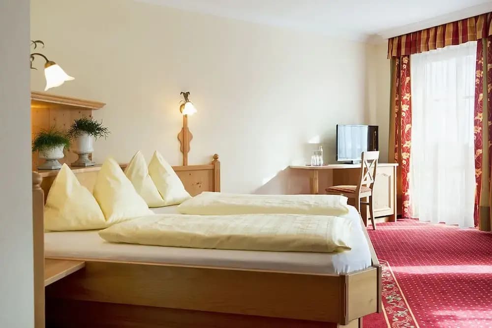 Suite with balcony