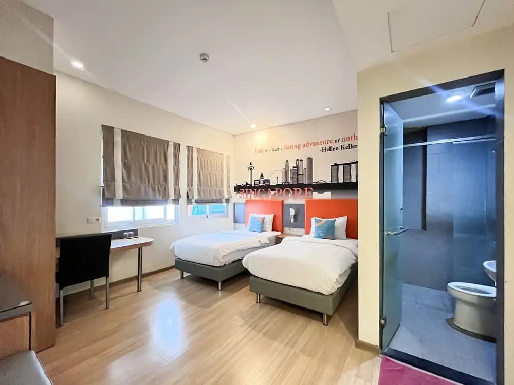 Deluxe Double room twin beds