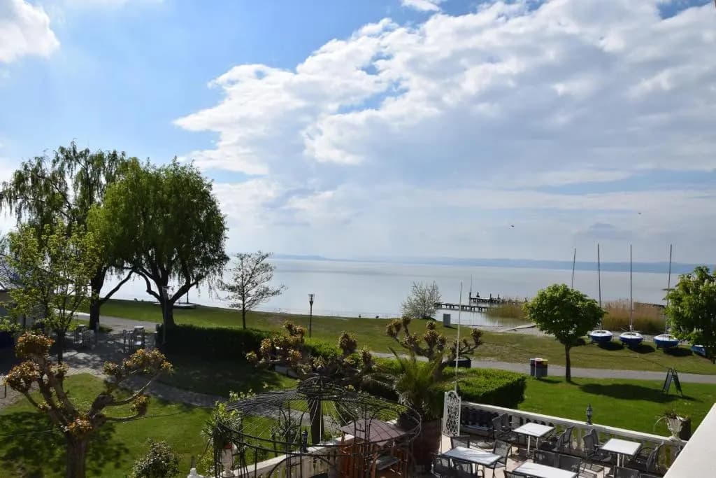 Standard Double room with balcony full double bed