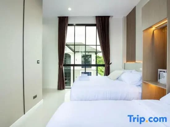 2 Bedrooms Deluxe Double room with garden view full double bed