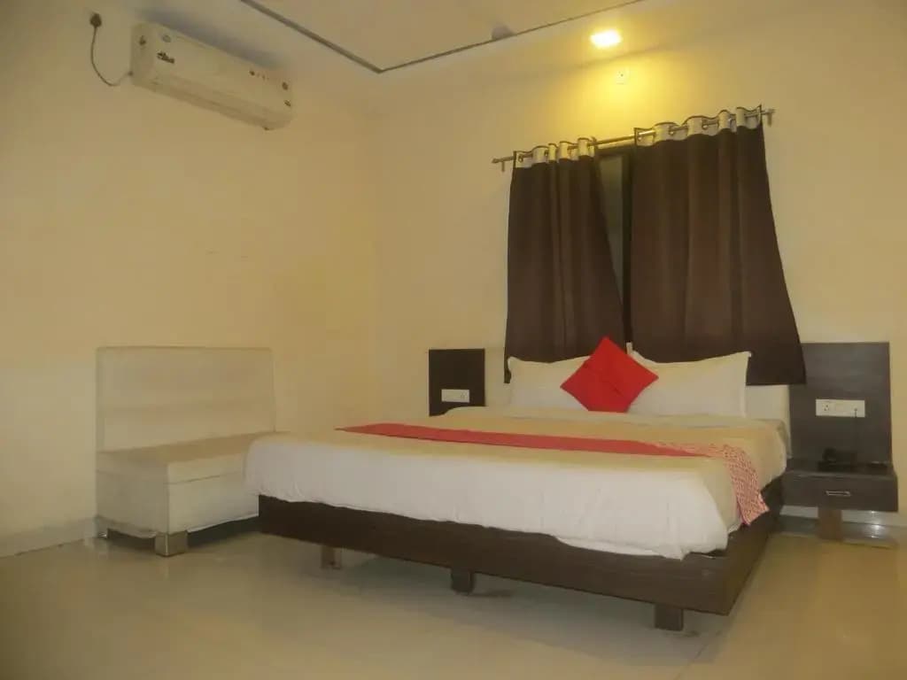 Economy Double room full double bed