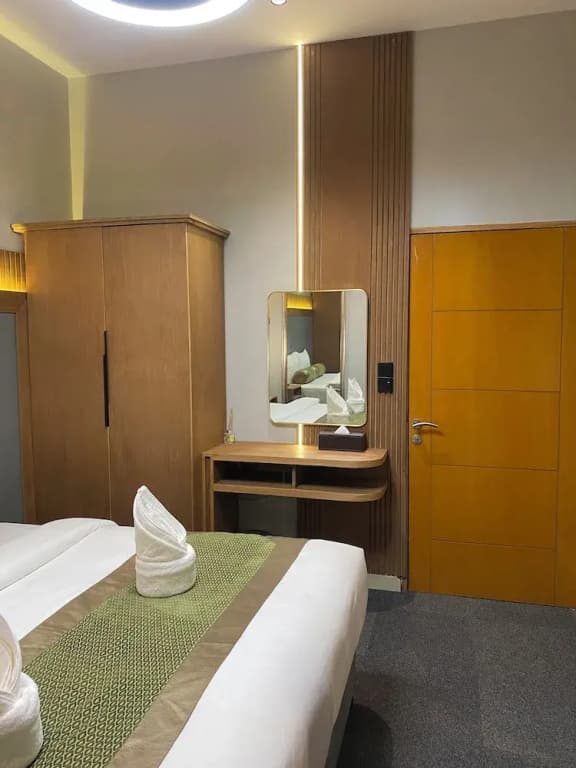 Deluxe Suite