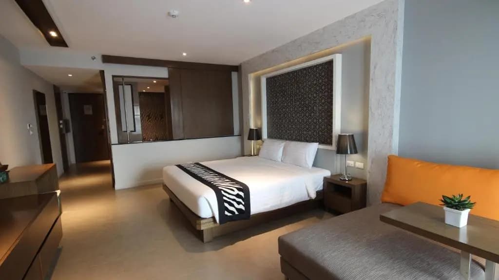 Deluxe Double room with sea view full double bed