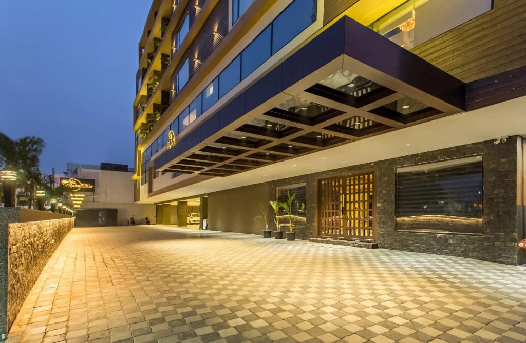 Hotel photo 1