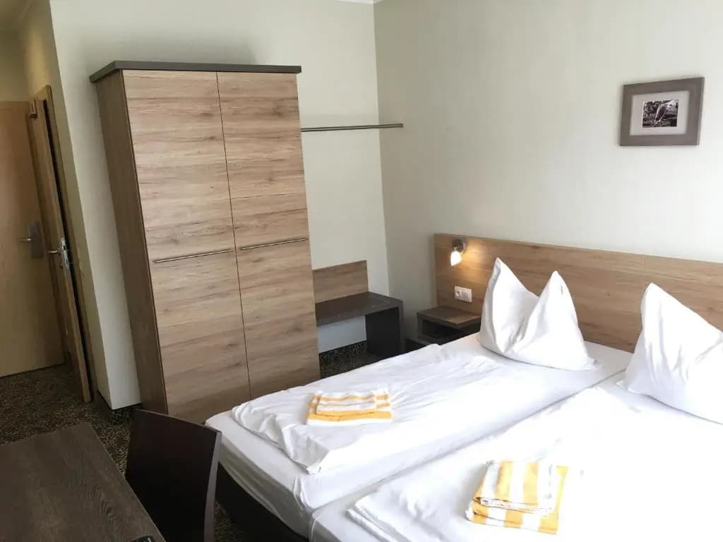 Classic Double room with balcony full double bed