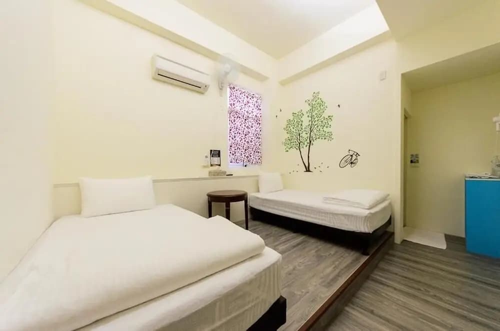 Standard Double room with balcony full double bed