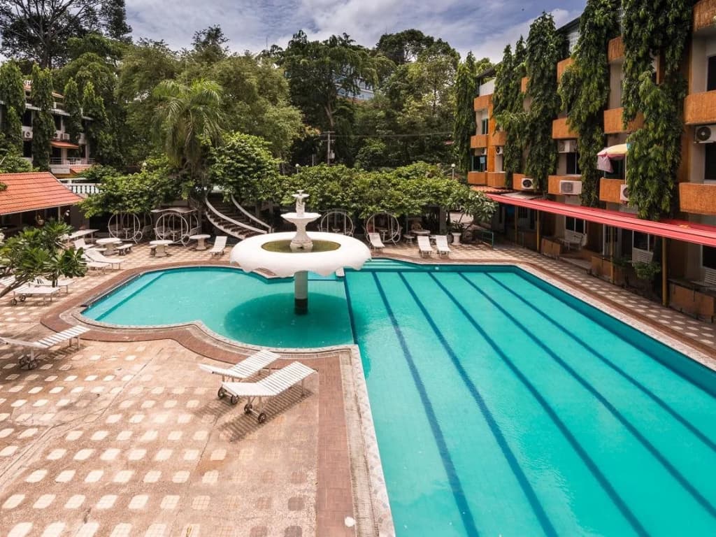 Hotel photo 12