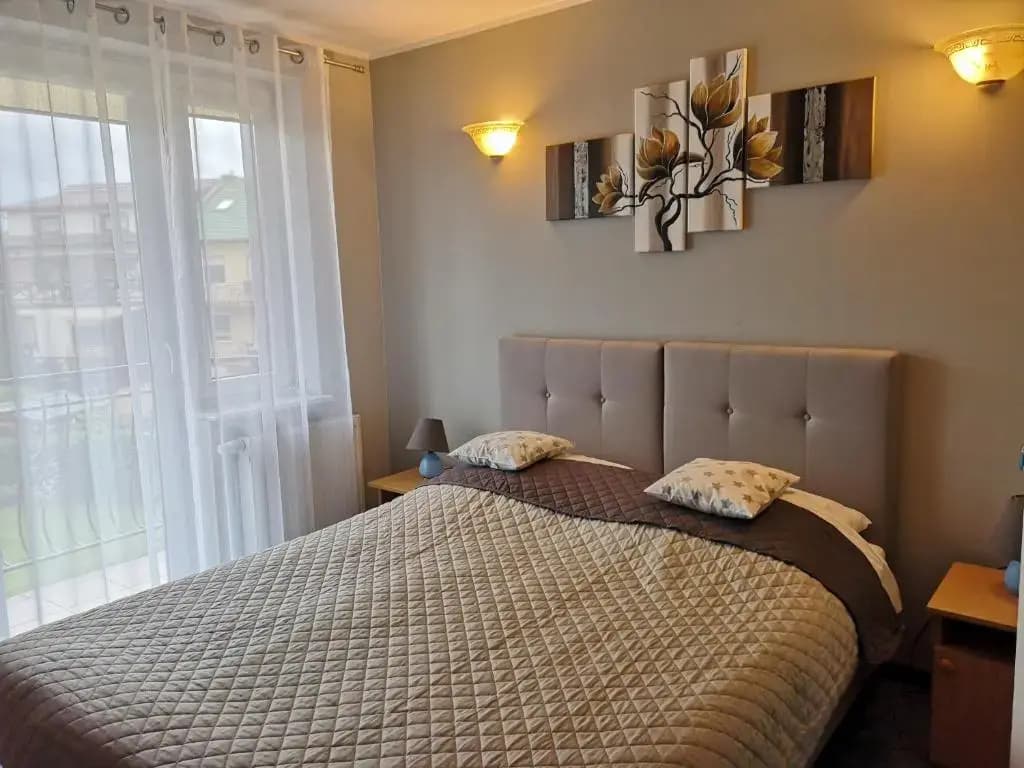 Standard Double room with balcony full double bed