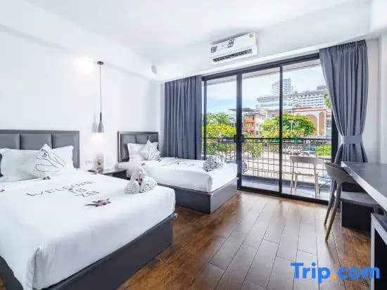 Standard Double room with balcony twin beds