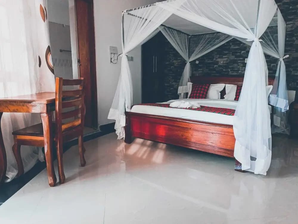 Superior Double room with city view full double bed