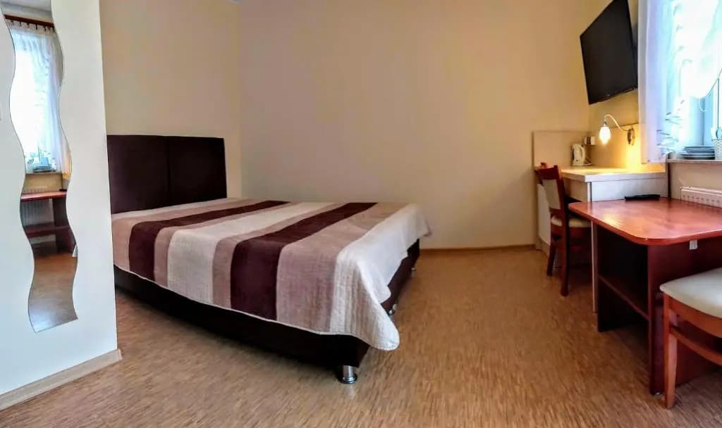 Standard Double room with balcony full double bed