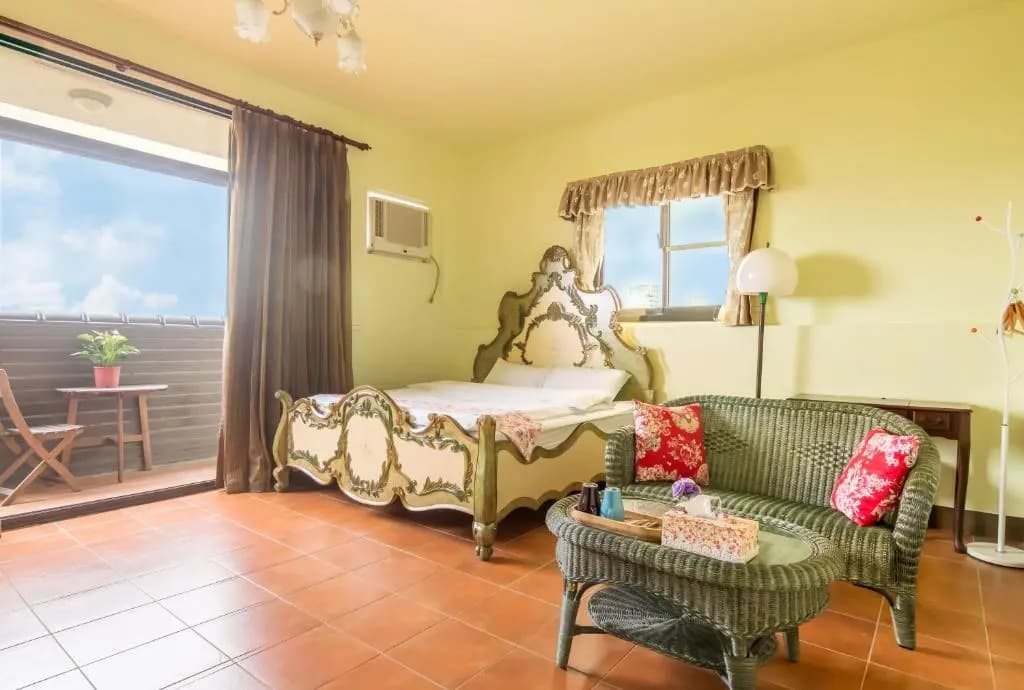 Standard Double room with balcony full double bed