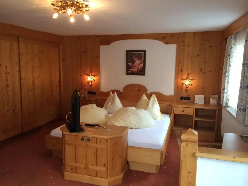 Standard Double room full double bed