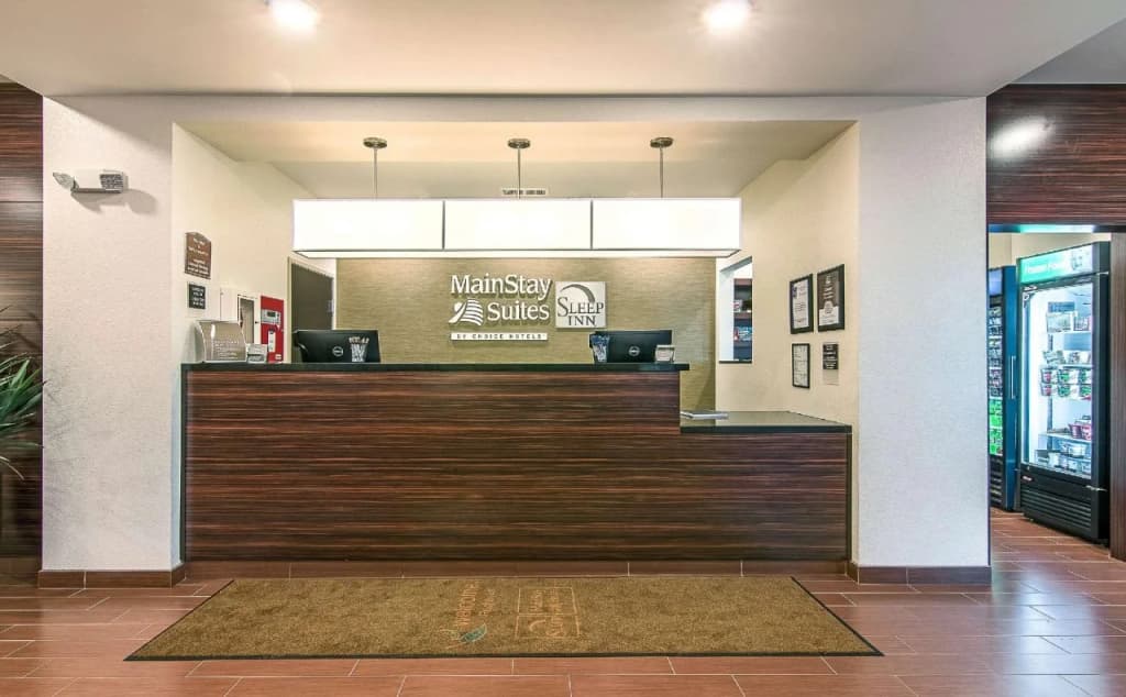 Hotel photo 1