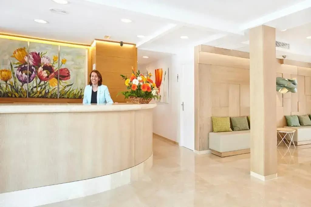 Hotel photo 2