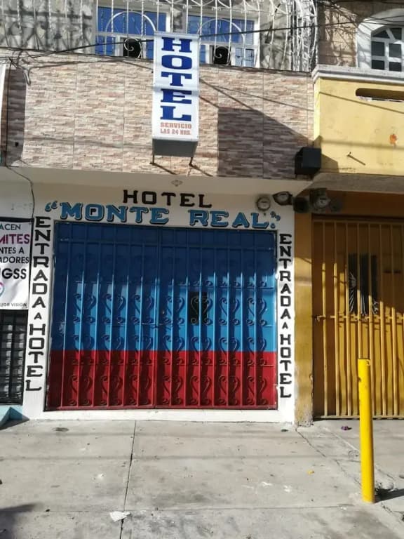 Hotel photo 1