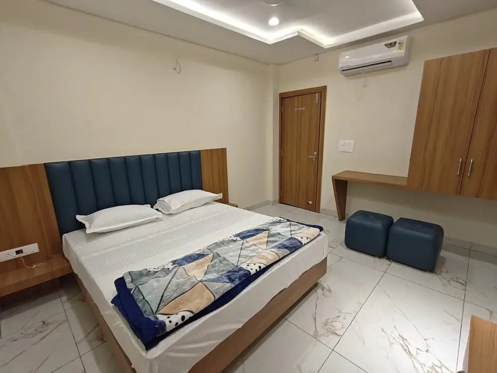 Deluxe Double room full double bed