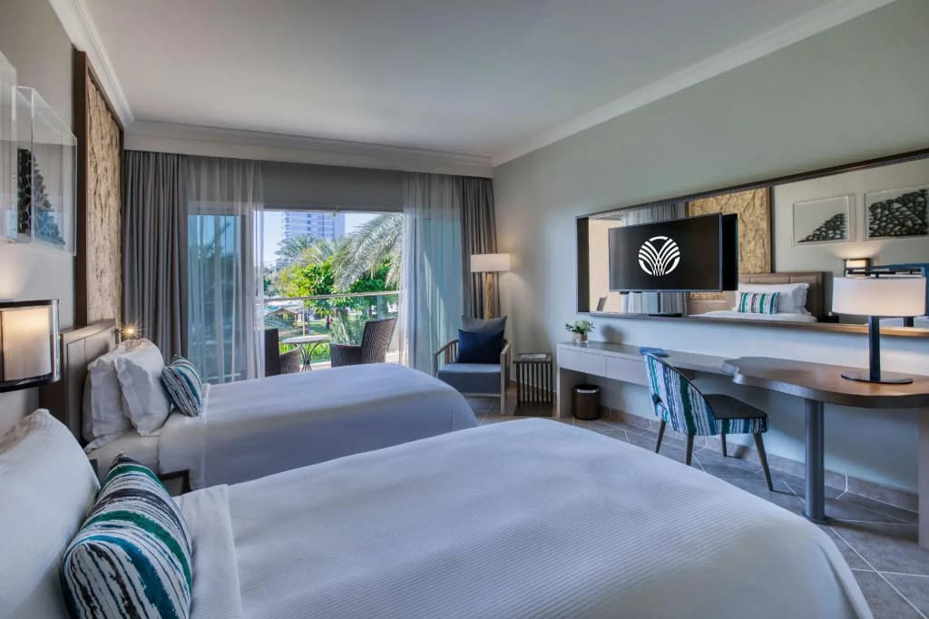 Double room with balcony and with garden view twin beds