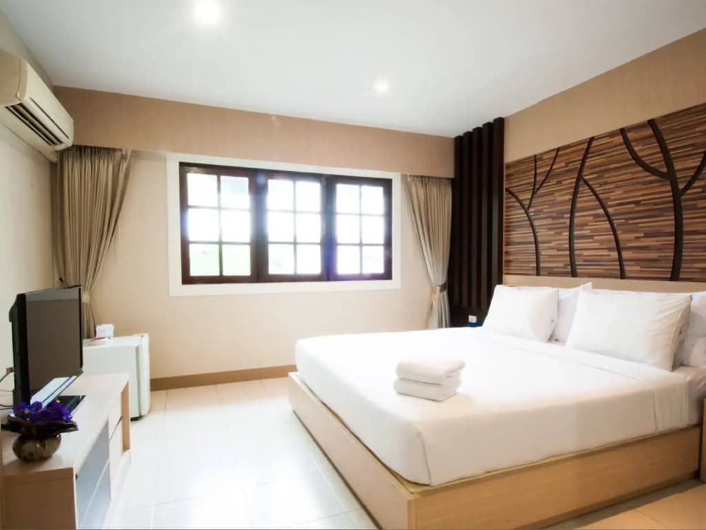 Hotel photo 11