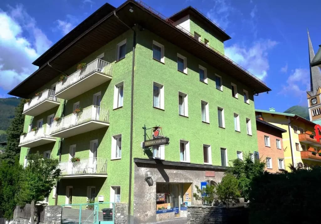 Hotel photo 11