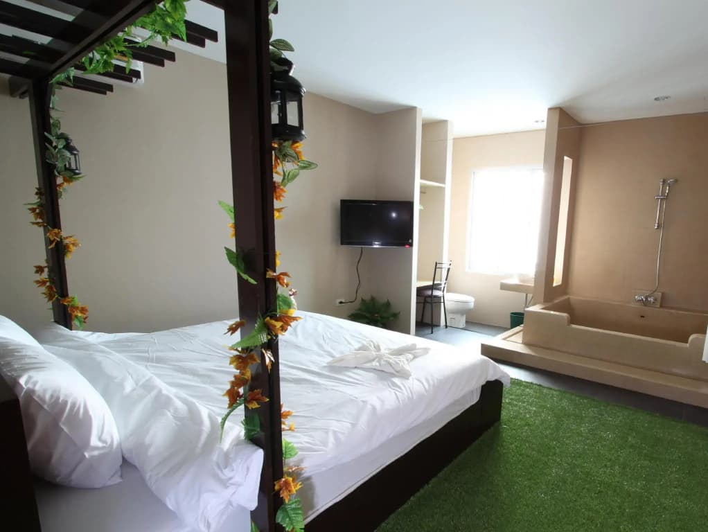 Hotel photo 13