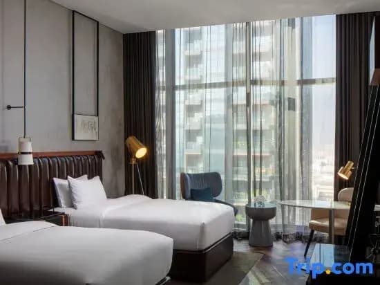 Deluxe Double room with view twin beds
