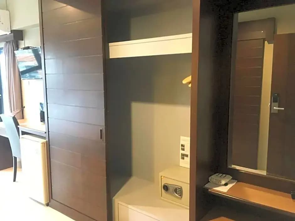 Deluxe Single room
