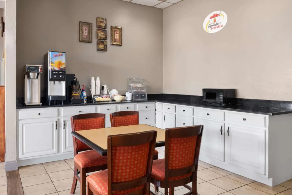 Hotel photo 18