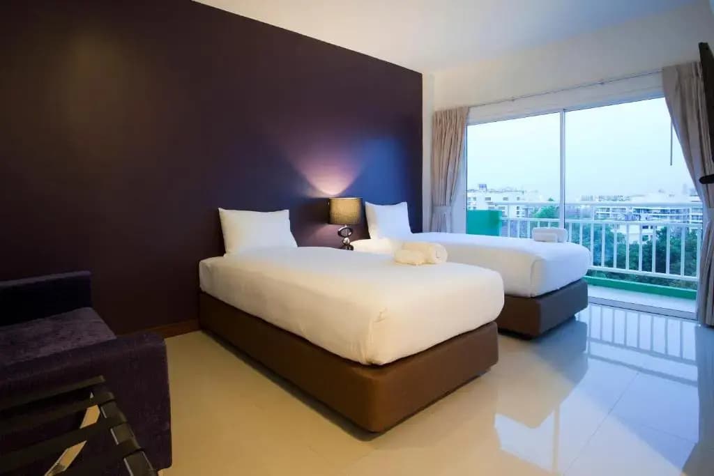 Deluxe Double room with balcony twin beds