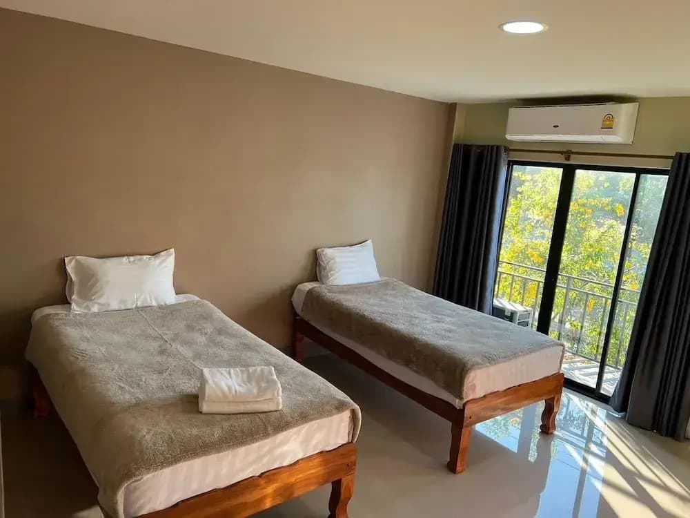 Deluxe Double room twin beds