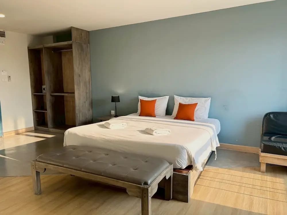 Superior Double room with balcony full double bed