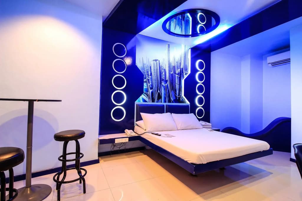 Hotel photo 12
