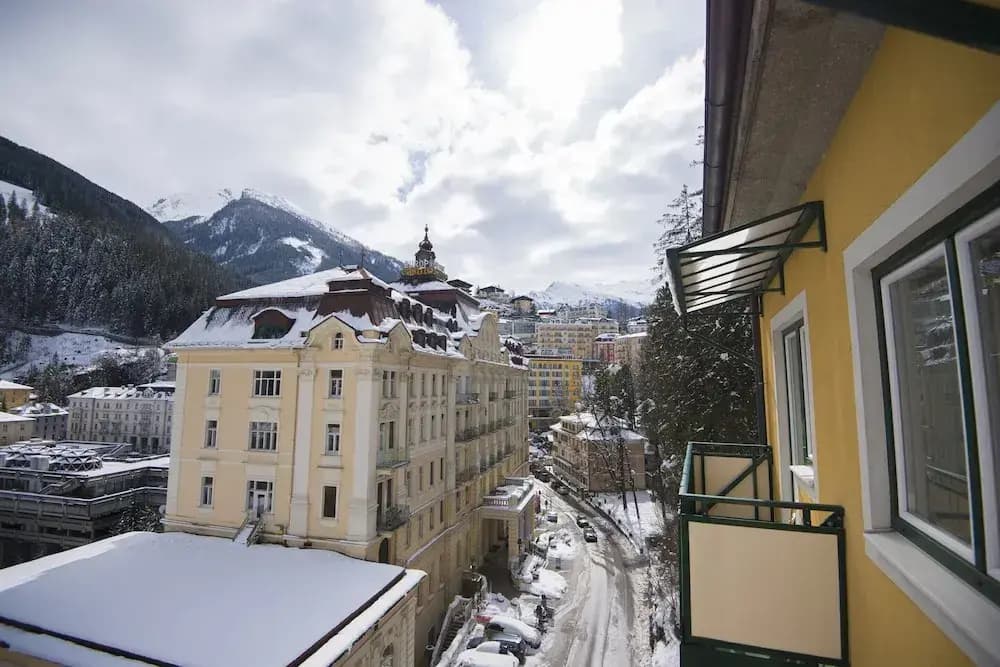 Hotel photo 12