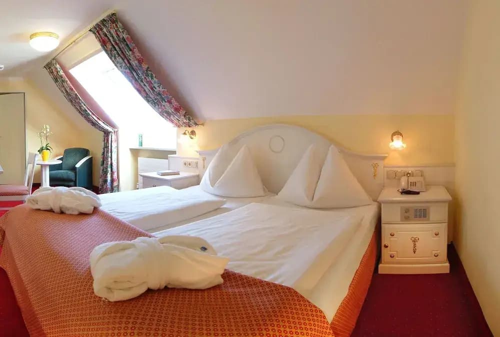 Junior Double room full double bed