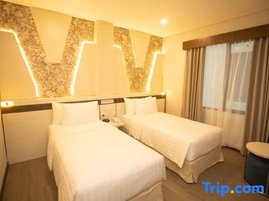 Quadruple Family Suite