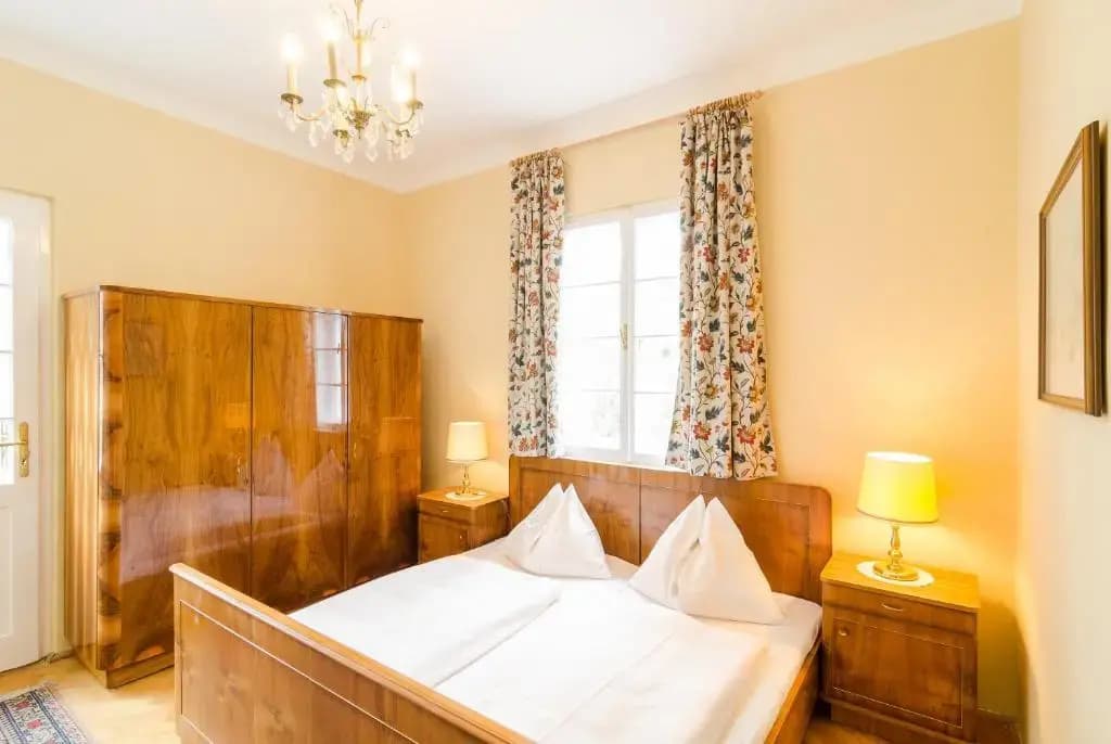 3 Bedrooms Apartment